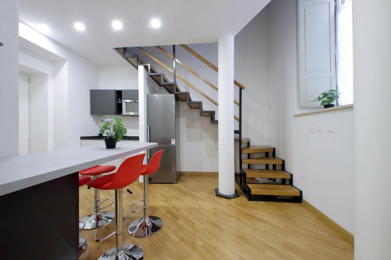 Trevi Suite Apartment - Barberini โรม ภายนอก รูปภาพ
