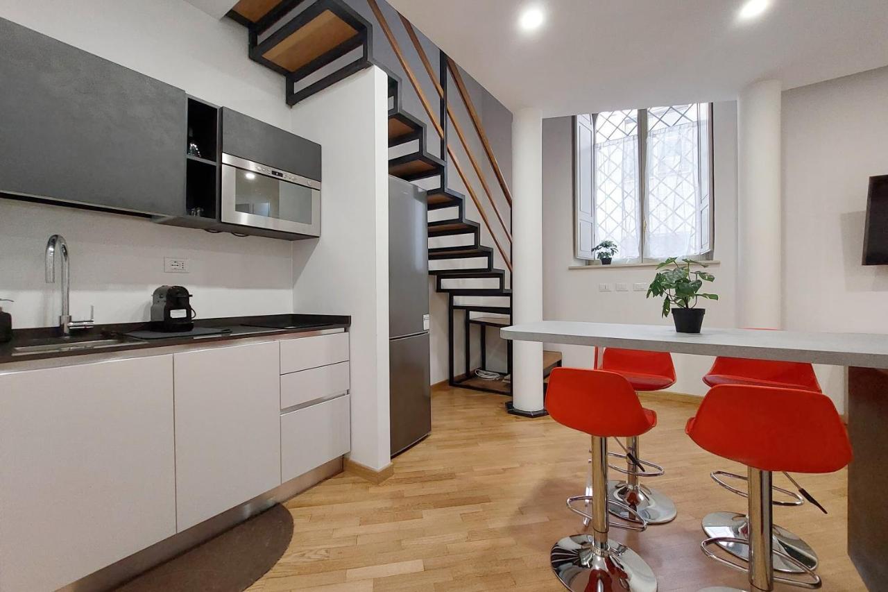 Trevi Suite Apartment - Barberini โรม ภายนอก รูปภาพ