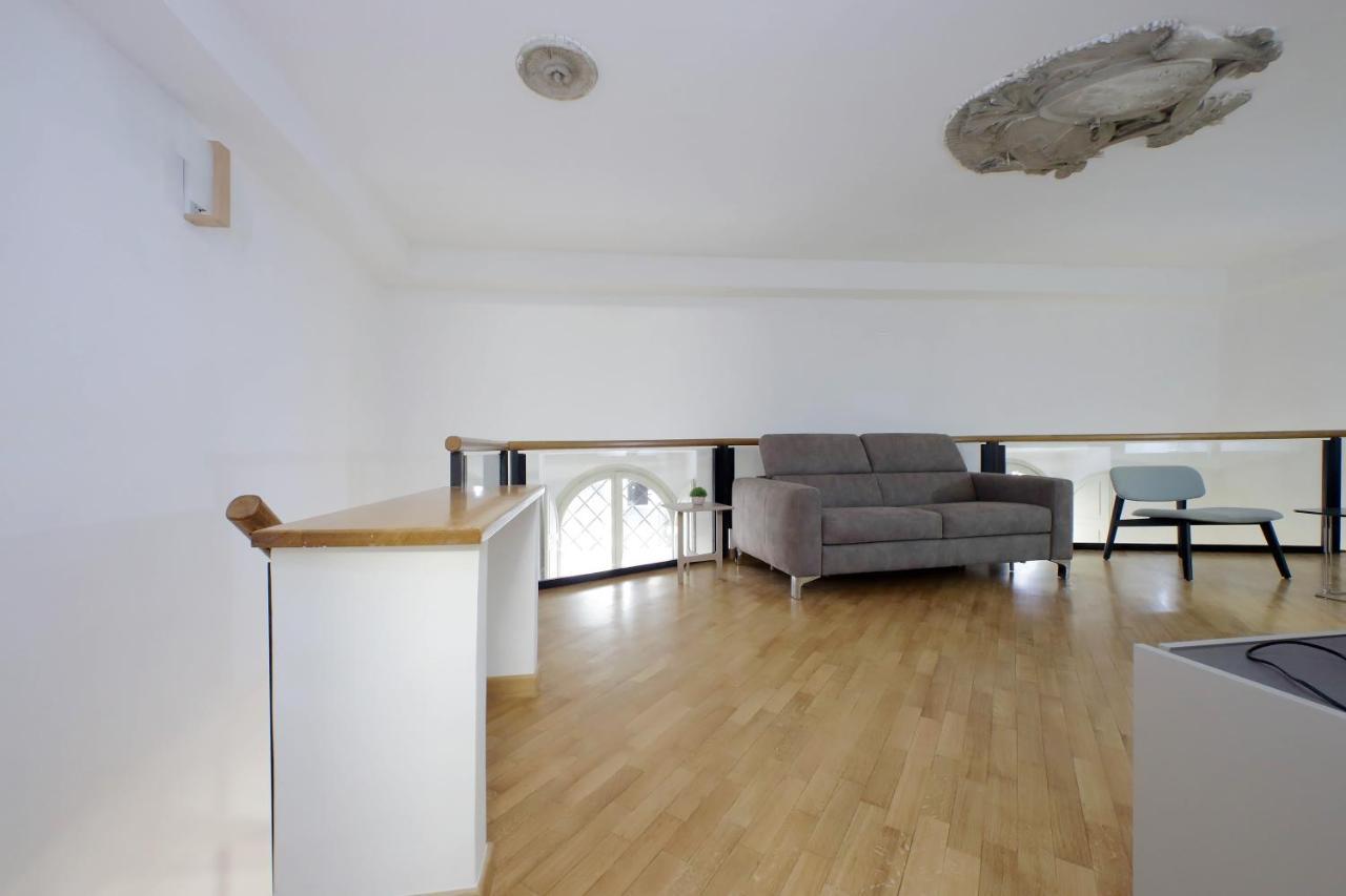 Trevi Suite Apartment - Barberini โรม ภายนอก รูปภาพ