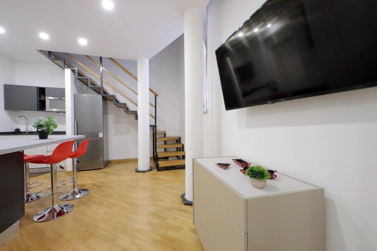 Trevi Suite Apartment - Barberini โรม ภายนอก รูปภาพ