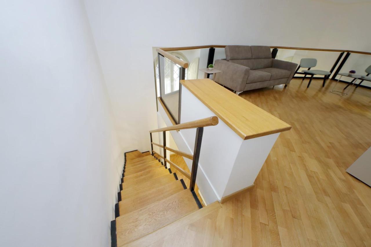 Trevi Suite Apartment - Barberini โรม ภายนอก รูปภาพ