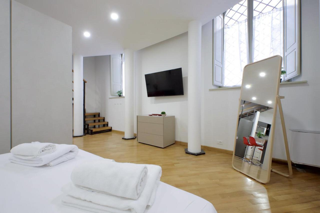 Trevi Suite Apartment - Barberini โรม ภายนอก รูปภาพ