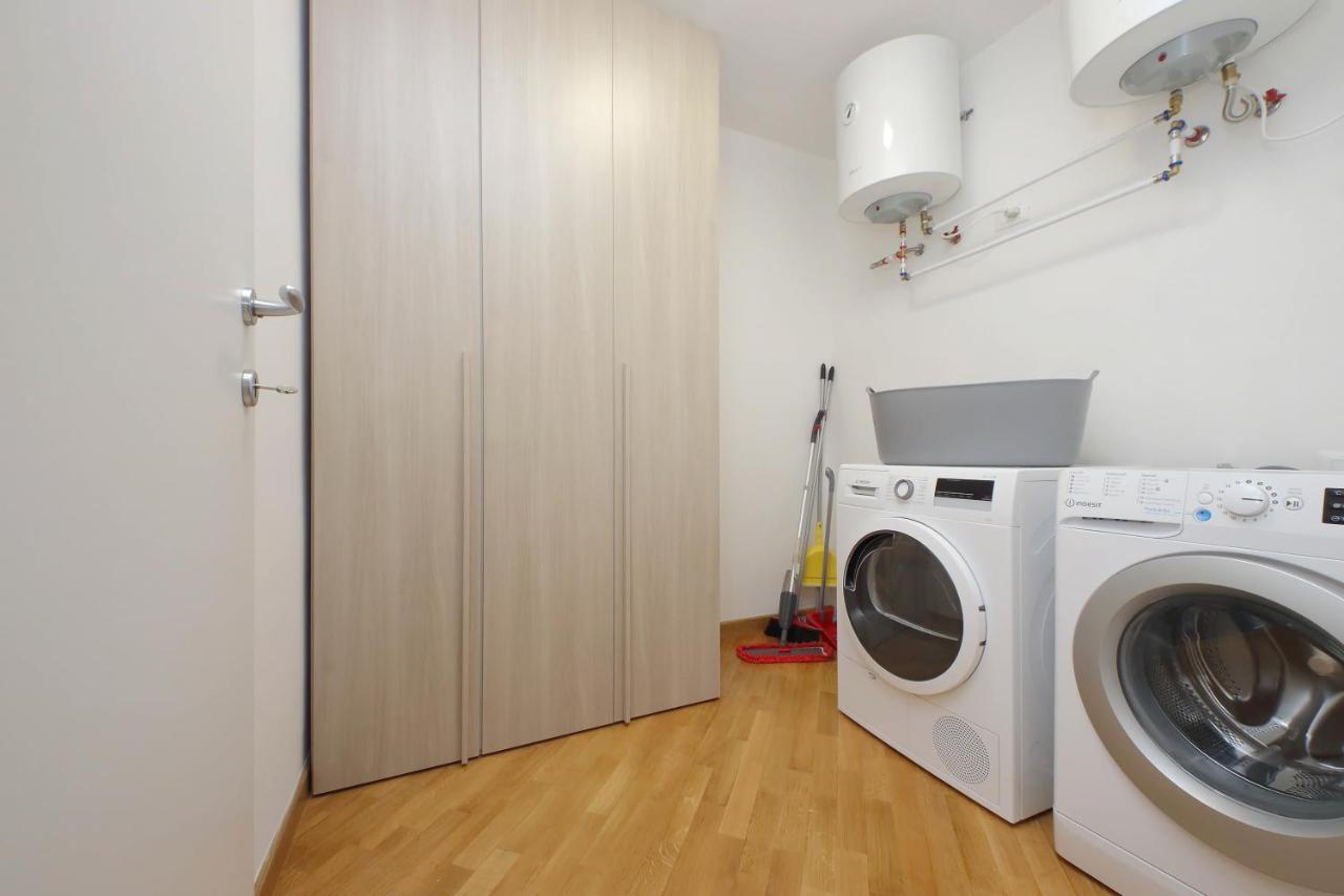 Trevi Suite Apartment - Barberini โรม ภายนอก รูปภาพ